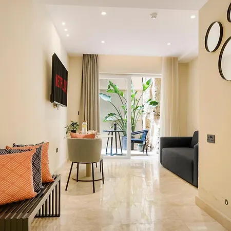 The Three Doors 4* Saint Julian's