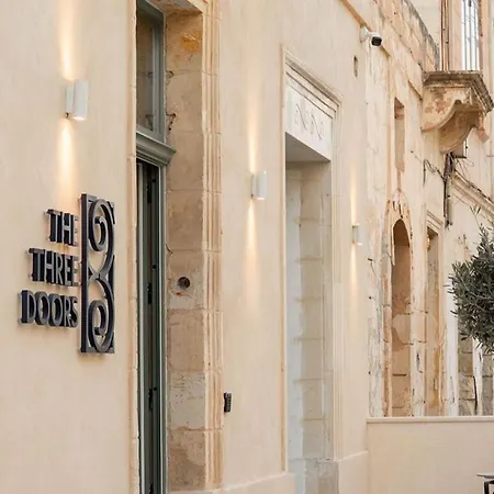 The Three Doors Penzion 4*
