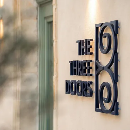 Penzion The Three Doors 4*